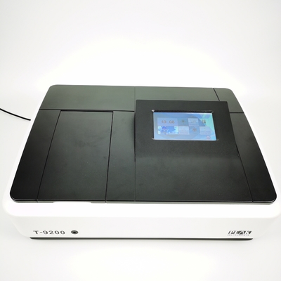 Spettrofotometro UV/Vis da 190 a 1100 nm con touch screen e larghezza di banda spettrale di 2 nm